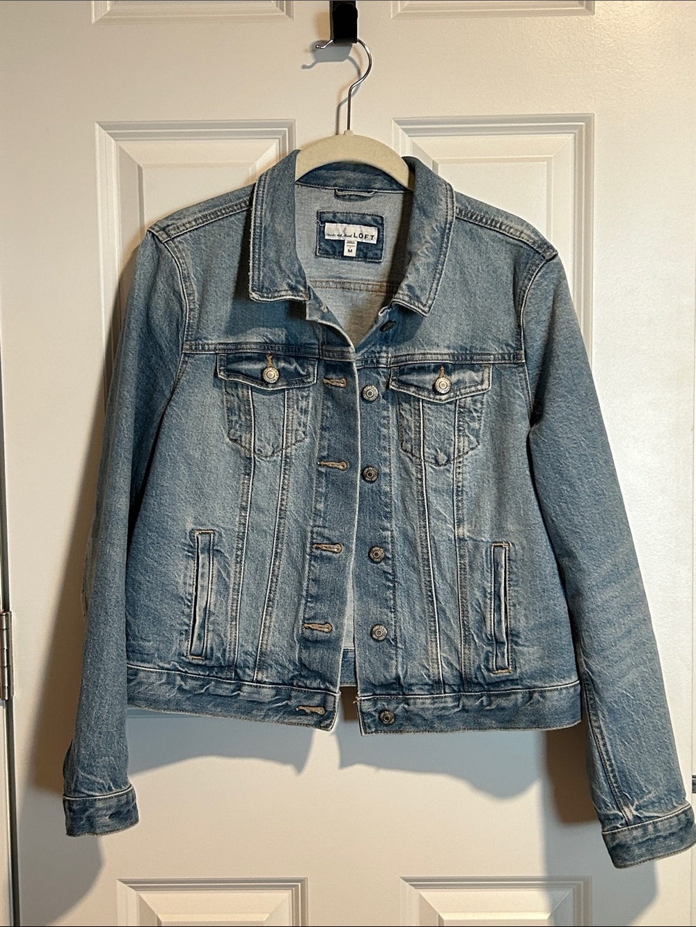 LOFT Light Blue Denim Jacket Women's Medium Petite